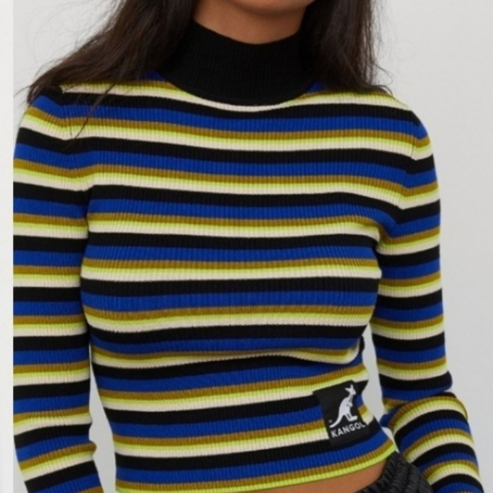 NWT H&M x Kangol cropped top